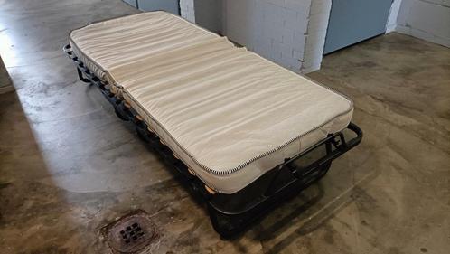 Opklapbed, Huis en Inrichting, Slaapkamer | Slaapbanken, Zo goed als nieuw, 190 cm of minder, Eenpersoons, Ophalen