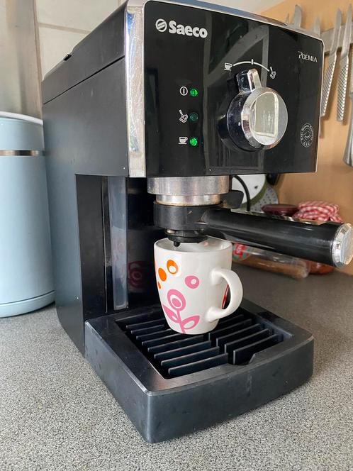 Saeco Saeco Poemia, Witgoed en Apparatuur, Koffiezetapparaten, Gebruikt, Gemalen koffie, Koffiebonen, Overige modellen, Afneembaar waterreservoir
