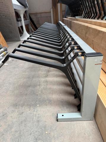 Garderobe stangen met kleerhangers 230 cm aestic producten beschikbaar voor biedingen