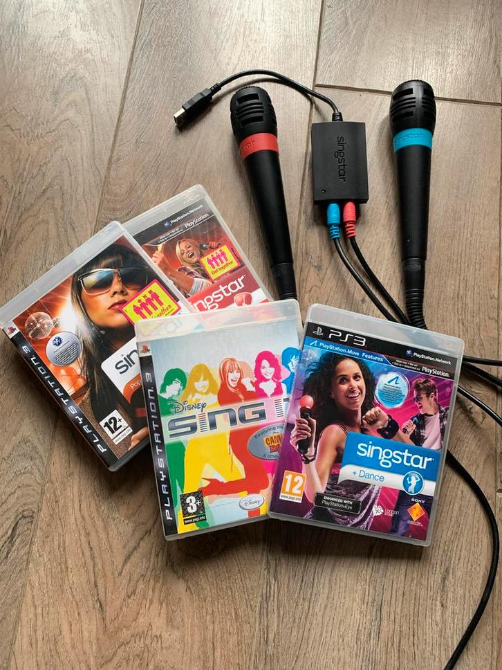 PS3 SingStar Set - 2 Mics & 4 Games, Spelcomputers en Games, Spelcomputers | Sony PlayStation 3, Gebruikt, Met games, Ophalen of Verzenden