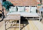 Tuinbankje met  kussens en tafeltje 50€, Tuin en Terras, Tuinbanken, Ophalen of Verzenden, Gebruikt