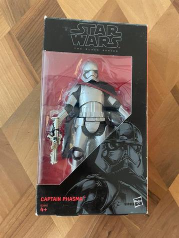 Captain Phasma Star Wars Black Series beschikbaar voor biedingen