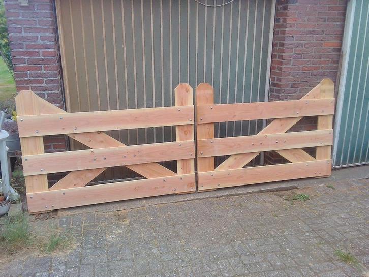 Nieuw Douglas landhek 3 meter met 2 palen en beslag, Tuin en Terras, Tuinhekken en Hekwerk, Nieuw, Tuinhek, Hout, Ophalen