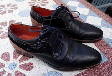Maat 41 * Zwart met bruine hiel Bugatti veterschoenen beschikbaar voor biedingen