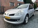 Renault Clio 1.2-16V Expression ( Airco + Nieuwe apk ), Voorwielaandrijving, Gebruikt, Zwart, 4 cilinders