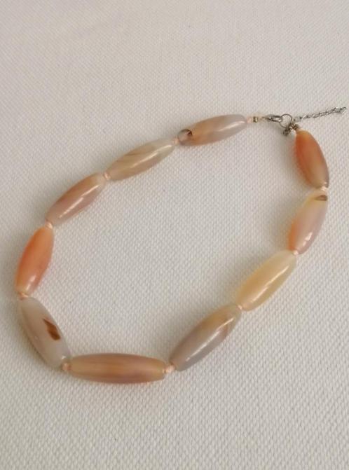 Mooie, geknoopte ketting - Agaat - NIEUW, Sieraden, Tassen en Uiterlijk, Edelstenen, Nieuw, Ophalen of Verzenden