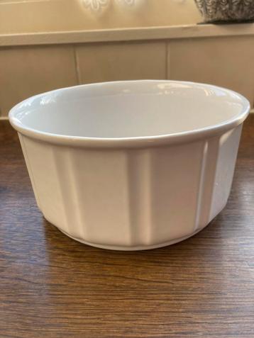 Witte keramiek schaal 17 cm van Glasur-keramik Germany beschikbaar voor biedingen