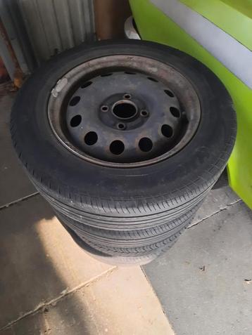 185/ 65/R14  Ford Fiesta  Steek 108 TEAB beschikbaar voor biedingen