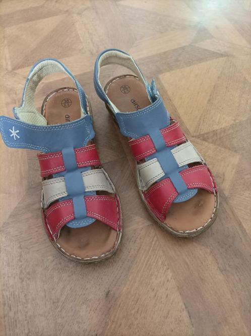 Airsoft leren comfort sandalen maat 38, Kleding | Dames, Schoenen, Zo goed als nieuw, Sandalen of Muiltjes, Overige kleuren, Ophalen of Verzenden
