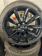 Tesla model 3, 19 inch, Banden en Velgen, Nieuw, 235 mm