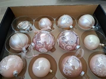 Kerstballen glas luxe roze beschikbaar voor biedingen