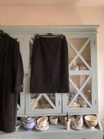 COS gebreide zwarte midirok 38/40. Minimalistisch tijdloos., Kleding | Dames, Rokken, Maat 38/40 (M), COS, Verzenden, Zwart