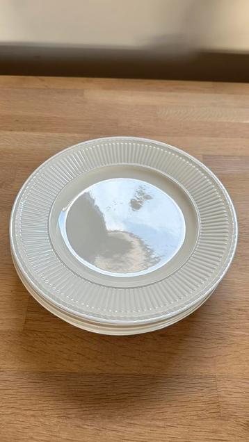 9 Wedgwood Edme ontbijtborden 23 cm beschikbaar voor biedingen