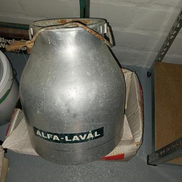 Melkbus Alfa Laval Vintage Plantenbak beschikbaar voor biedingen