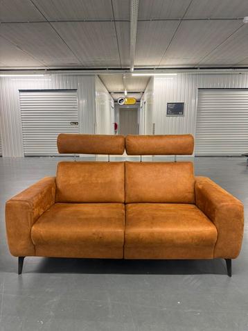Modern vintage 2,5-zits bank – bruin beschikbaar voor biedingen
