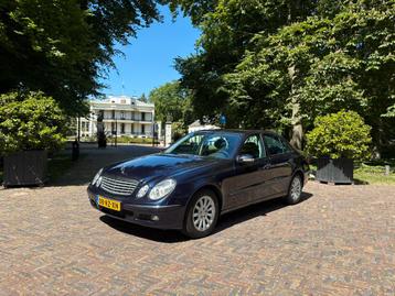 Mercedes-Benz E-Klasse 3.5 E350 Sedan 4MATIC AUT 2005 Blauw beschikbaar voor biedingen