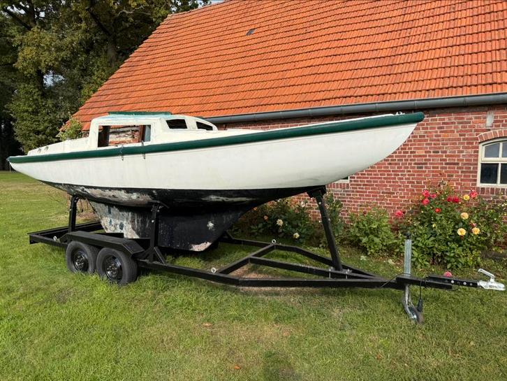 Kielboottrailer + zeilboot (restauratieproject), Watersport en Boten, Boottrailers, Gebruikt, Kielboottrailer, 1500 tot 3000 kg