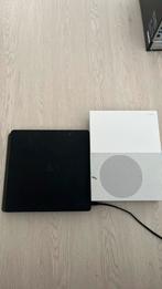 Ps4, xbox one met 1 xbox one controller en 1 ps5 controller, Spelcomputers en Games, Spelcomputers | Sony PlayStation 4, Met 2 controllers