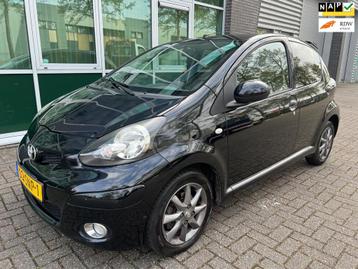 Toyota Aygo 1.0-12V Dynamic Navigator - AIRCO - 5 DRS - NAP  beschikbaar voor biedingen