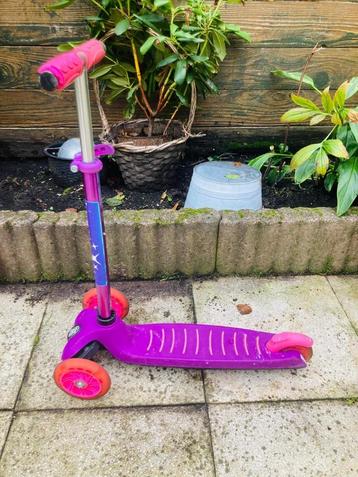 Kinderstep Step Playtive Junior 3 Wielen beschikbaar voor biedingen