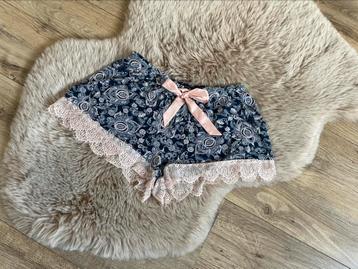 Super mooi pyama shortje van Hunkemöller maat S beschikbaar voor biedingen