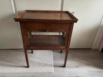 Antiek theemeubeltje, Ophalen, Gebruikt