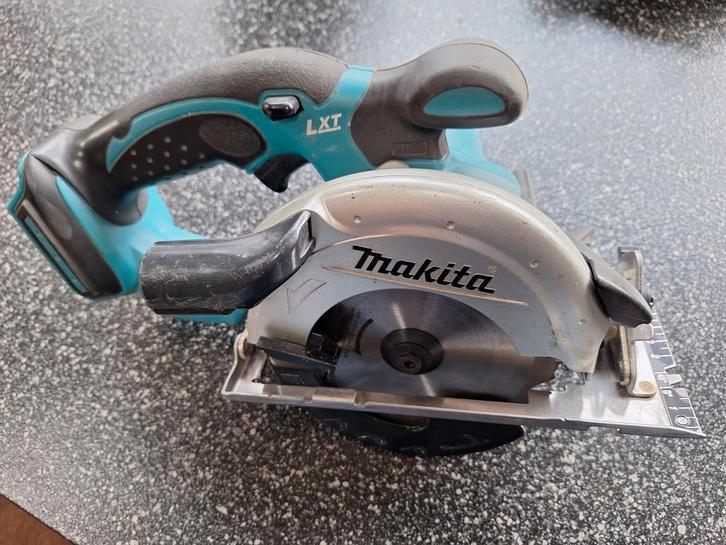 Makita 18v zaagmachine body dss501, Doe-het-zelf en Verbouw, Gereedschap | Zaagmachines, Gebruikt, Cirkelzaag, 600 tot 1200 watt