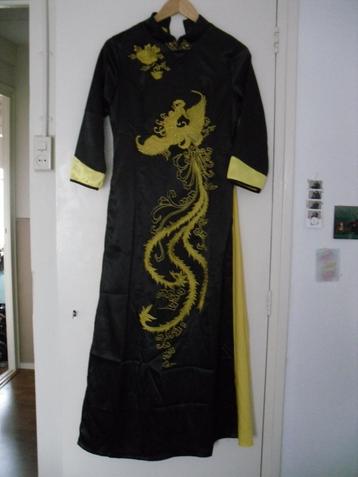 TK: Leuke nieuwe Chinese/Vietnamese jurk.
