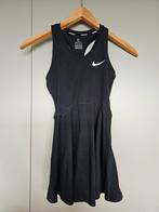Nike tennisjurk zwart maat 122-128, Meisje, Ophalen of Verzenden, Zo goed als nieuw, Jurk of Rok