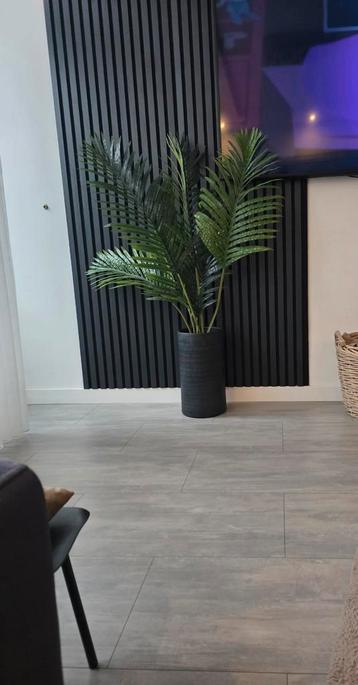 Kunstplant met pot - Palm beschikbaar voor biedingen