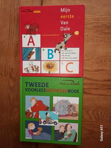 EERSTE EN TWEEDE VAN DALE WOORDEN EN VOORLEESBOEK beschikbaar voor biedingen