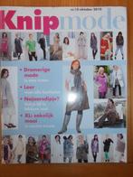 Knipmode oktober 2010 met bijlage 13 extra patronen, Ophalen of Verzenden, Zo goed als nieuw, Vrouw, Knipmode