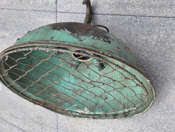 Antieke emaille werflamp buitenlamp  beschikbaar voor biedingen