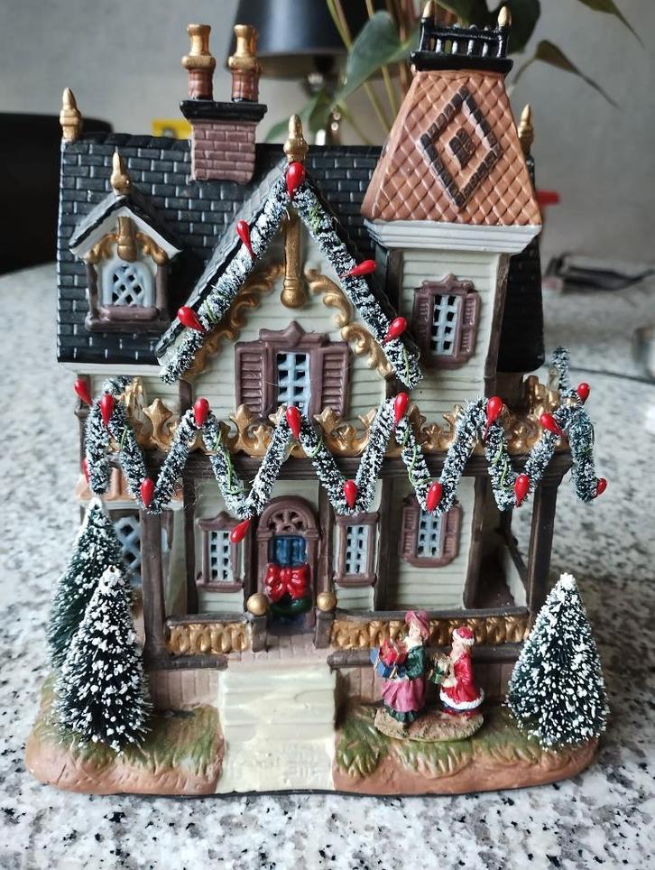 Dickensville kersthuisjes, Diversen, Kerst, Gebruikt, Ophalen of Verzenden