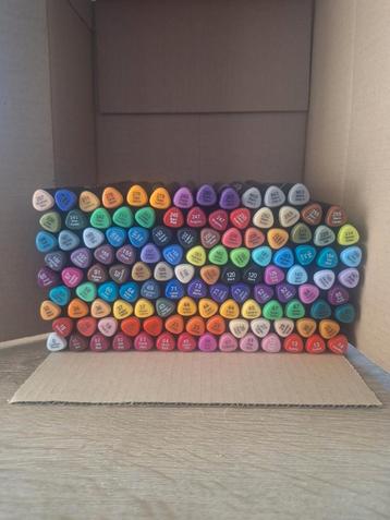 Decotime Twinmarkers,Driehoek,Alcohol Markers,106 Stuks!!! beschikbaar voor biedingen