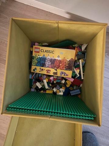 Lego classic set in doos - 10717 beschikbaar voor biedingen