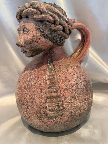 Aardewerk Sculptuur Vrouw met Draagoor 23x17 cm Roze Geglazu beschikbaar voor biedingen