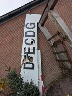 Vliegtuig vleugel (kapot), Ophalen