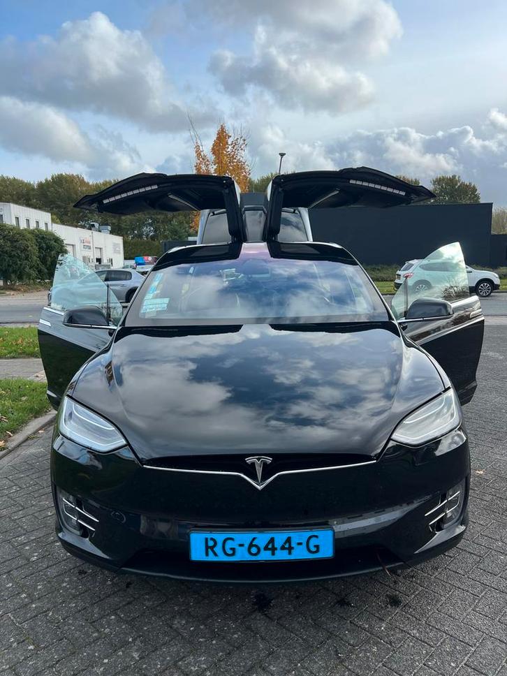 Tesla Model X 2017 Zwart / Taxi klaar / Nieuw accupakket, Auto's, Tesla, Particulier, Model X, 360° camera, 4x4, Aangepast voor mindervaliden