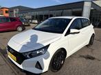 Hyundai i20 1.2 MPI Comfort (bj 2021), Auto's, Hyundai, 83 pk, 4 cilinders, Wit, Bedrijf
