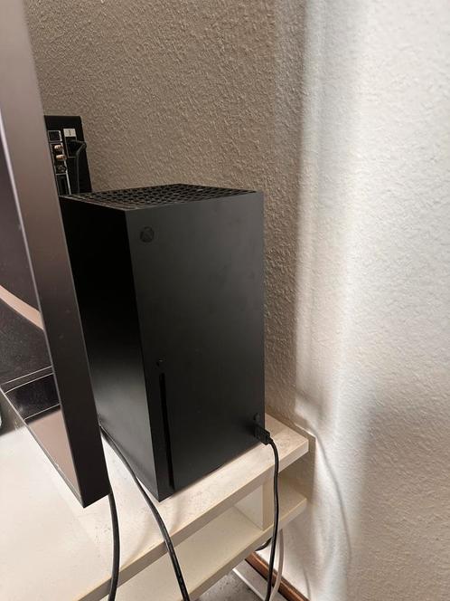Xbox Series X - 1TB - 6 games, 2 controllers, Spelcomputers en Games, Games | Xbox Series X en S, Zo goed als nieuw, Ophalen