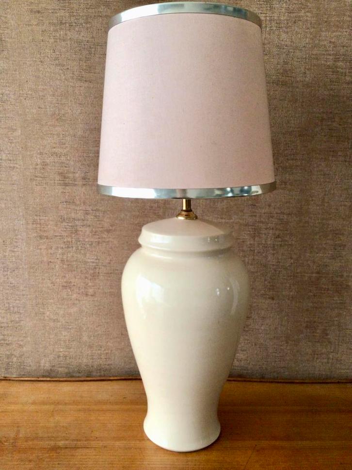 Hoge Vintage Tafellamp 60 cm hoog, Huis en Inrichting, Lampen | Tafellampen, Gebruikt, 50 tot 75 cm, Stof, Ophalen of Verzenden