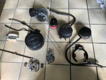 Solex onderdelen oa blokdelen, uitlaat, carburateur, hendels beschikbaar voor biedingen