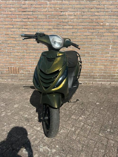 piaggio zip 50cc 2t 2016 brom, Fietsen en Brommers, Scooters | Piaggio, Zo goed als nieuw, Zip, Maximaal 45 km/u, Tweetakt, Ophalen
