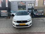 DS 4 Crossback 1.2 PureTech Business Trekhaak Airco Navi NAP, Auto's, DS, Gebruikt, 1199 cc, Leder en Stof, Wit