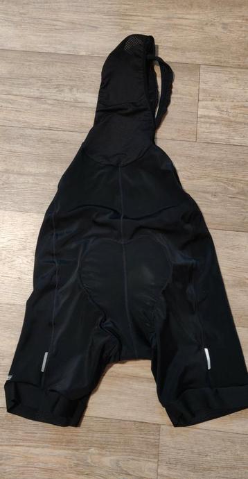 Cube wielrenbroek maat XL beschikbaar voor biedingen