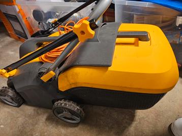 Stiga SV 415E - Verticuteermachine - 38 cm grasmaaien  beschikbaar voor biedingen