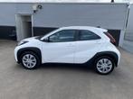 Toyota Aygo X 1.0 VVT-i S-CVT Play Automaat, BTW-auto! Achte, Stof, Gebruikt, Euro 6, 4 stoelen