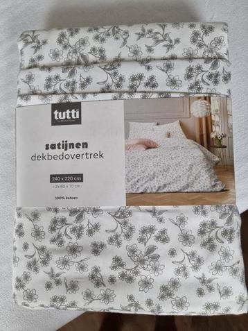 dekbedovertrek Satijn beschikbaar voor biedingen