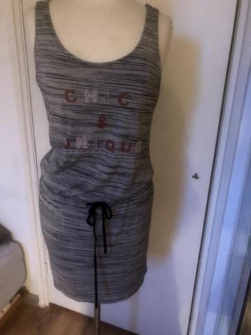 GEISHA tricot jukr mouwloos mt 38 met taille -koord beschikbaar voor biedingen